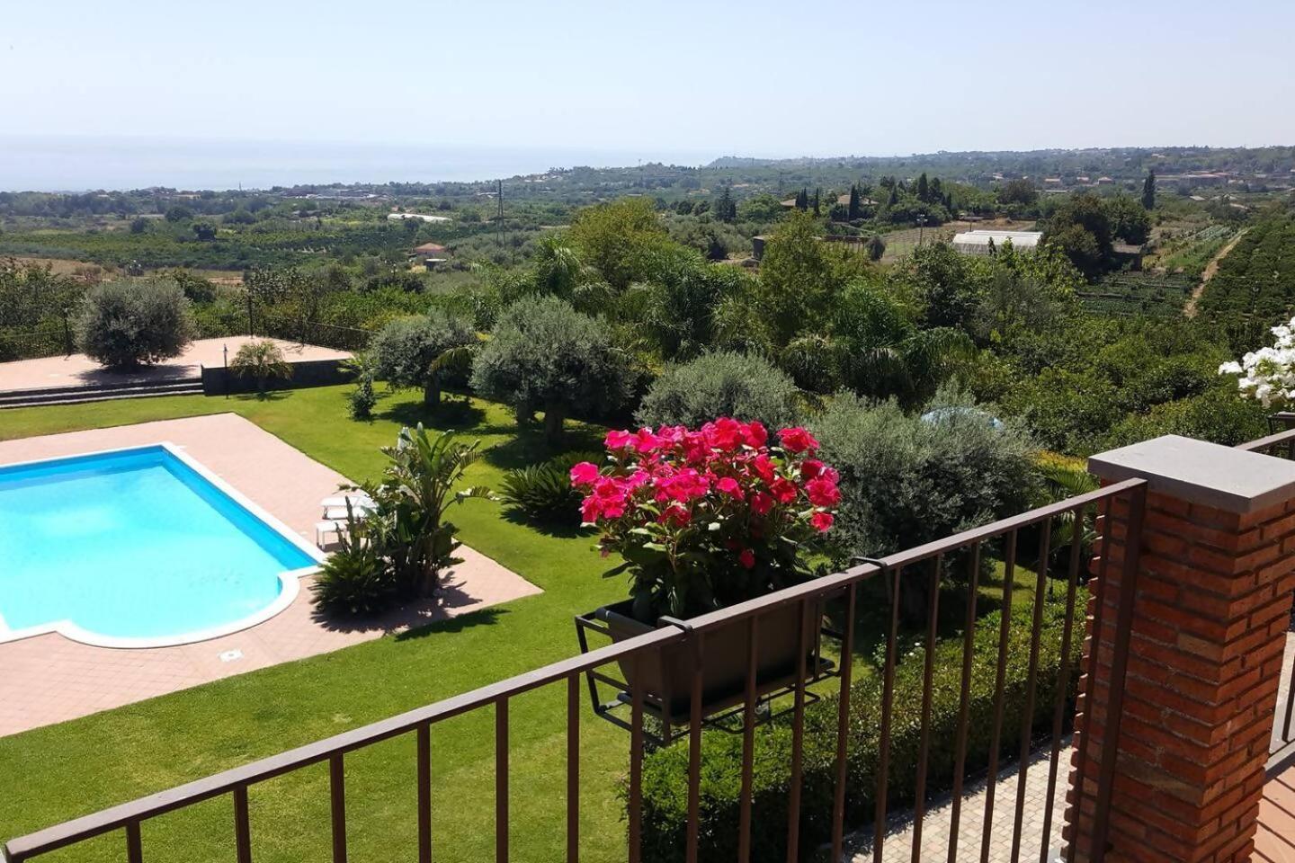 Villa Ginevra Santa Venerina Exteriör bild