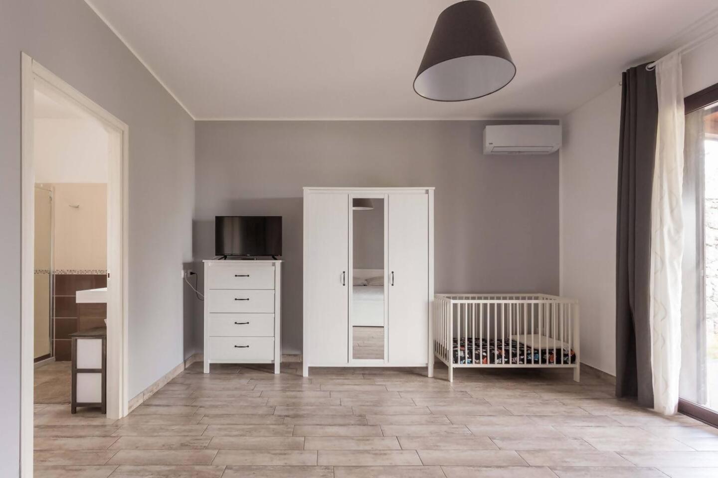 Villa Ginevra Santa Venerina Exteriör bild