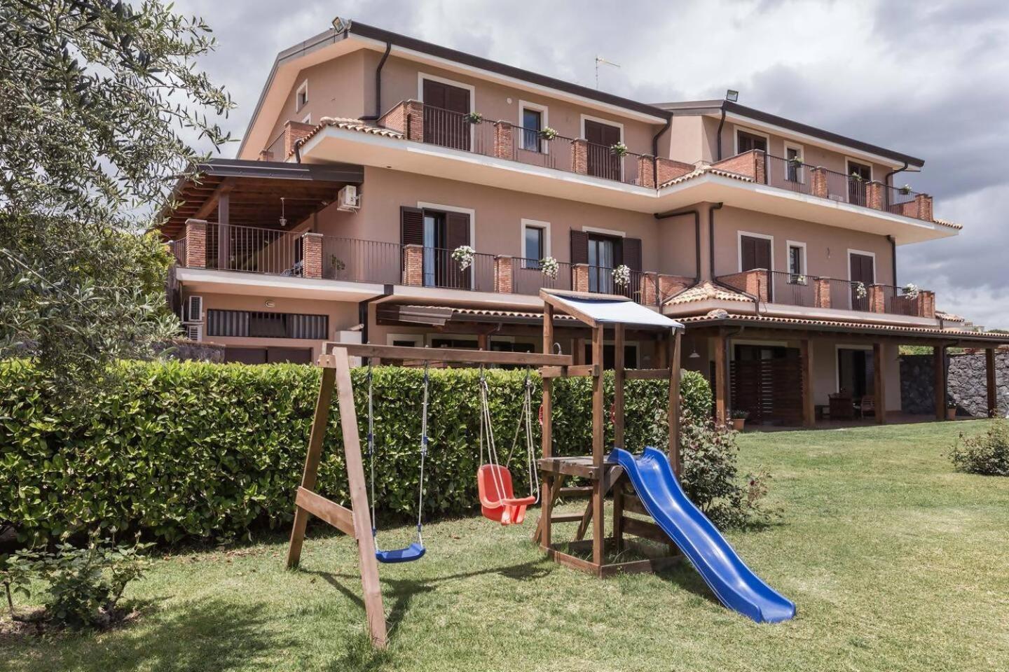 Villa Ginevra Santa Venerina Exteriör bild