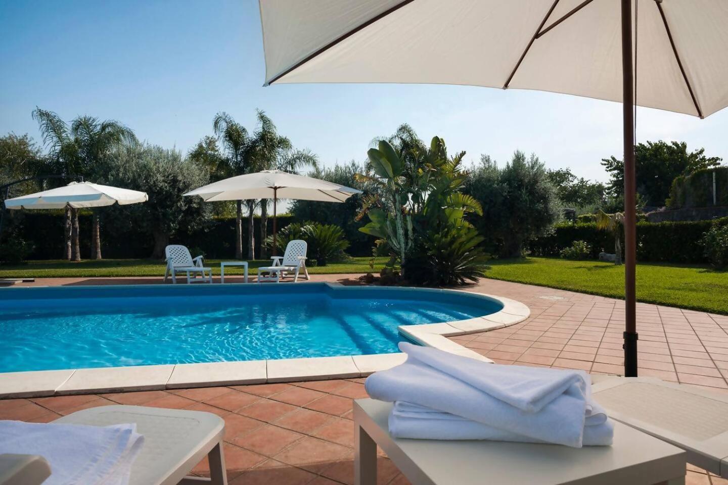 Villa Ginevra Santa Venerina Exteriör bild